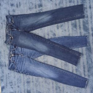 🌻2 Pair Bundle- American Eagle Denim